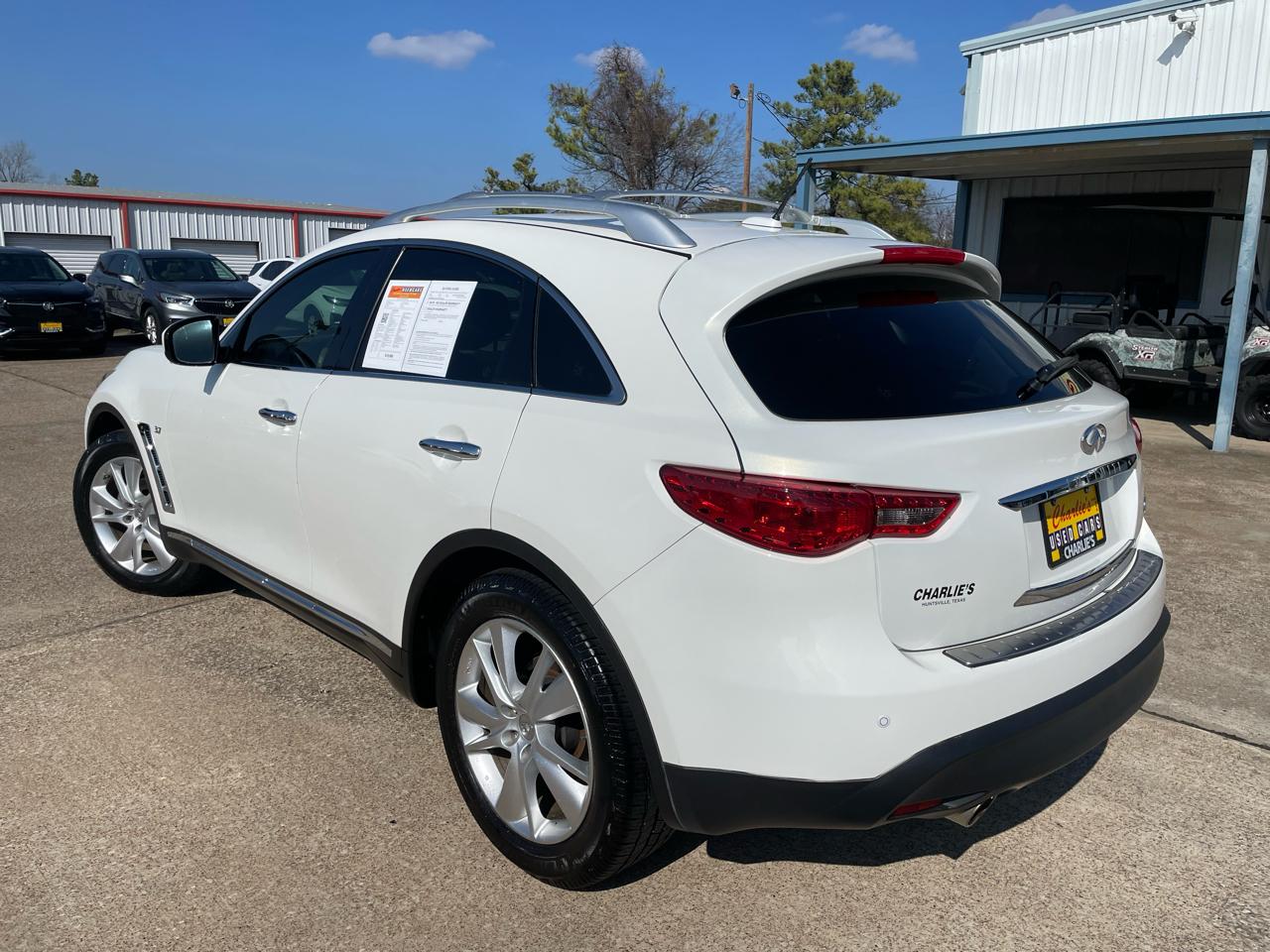 Infiniti QX70 RWD 4dr 2015