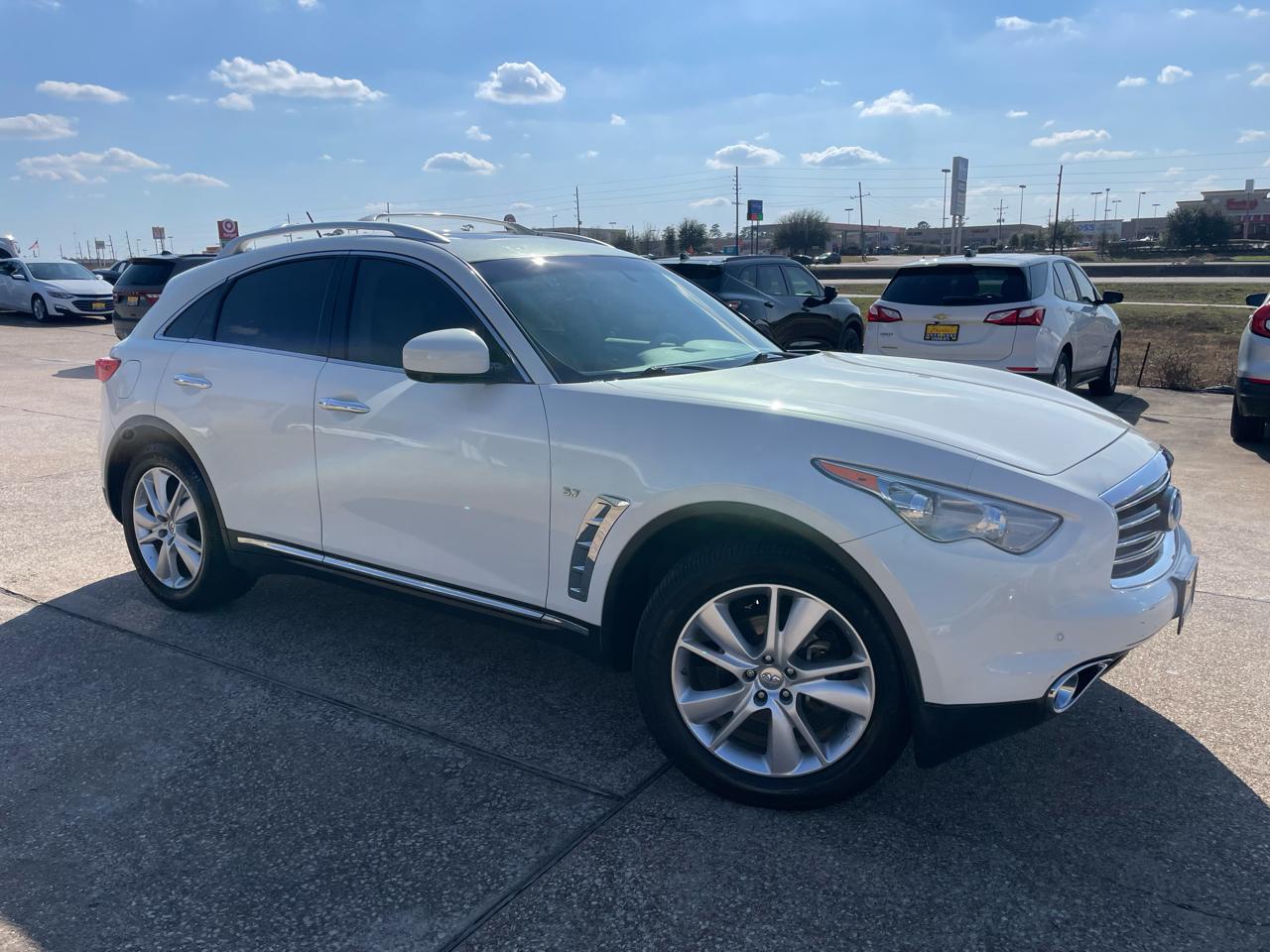 Infiniti QX70 RWD 4dr 2015