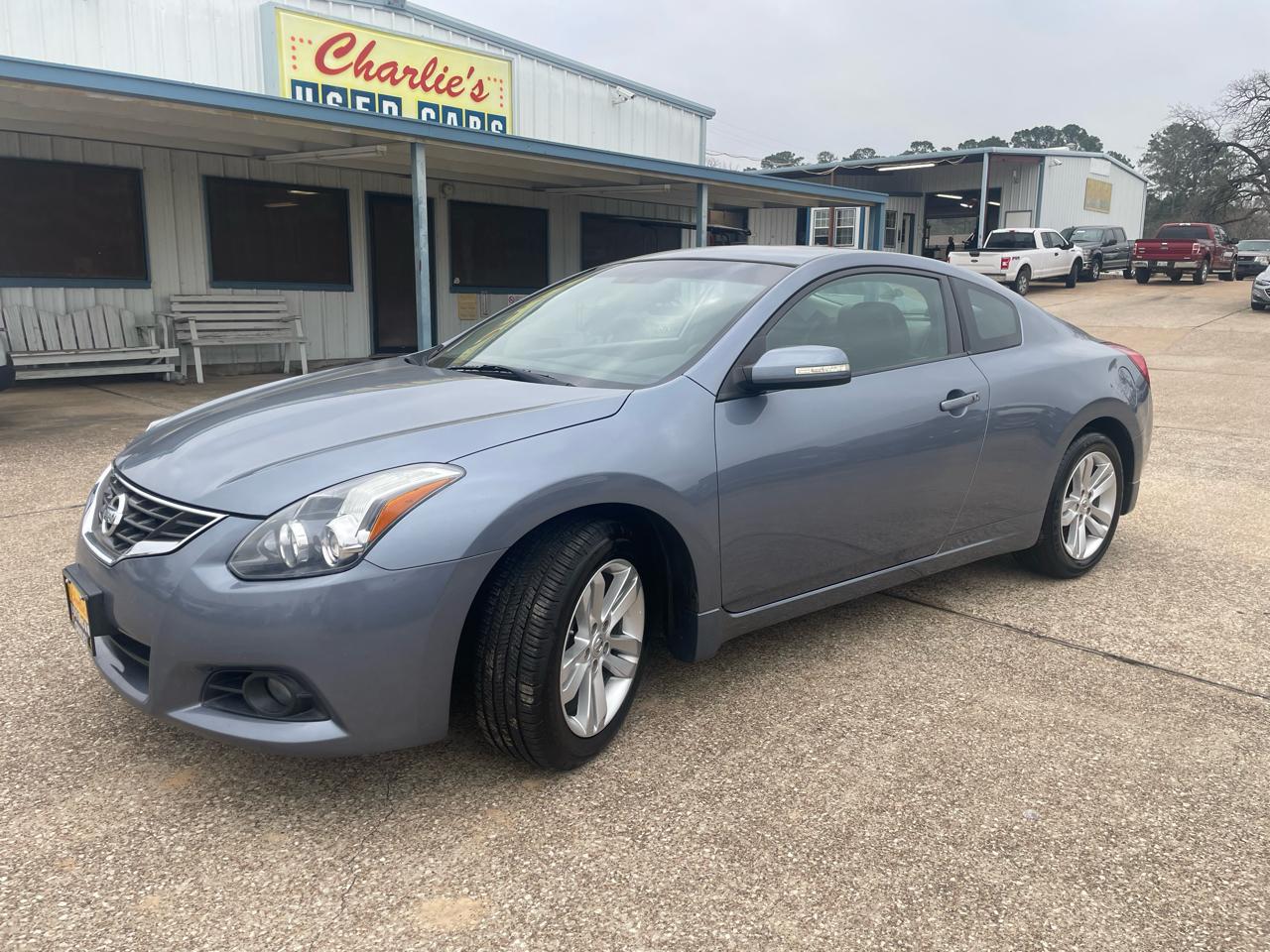 2011 Nissan Altima 2dr Cpe I4 CVT 2.5 S