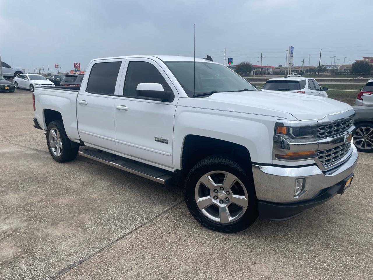 Chevrolet Silverado 1500 2WD Crew Cab 143.5" LT w/1LT 2018