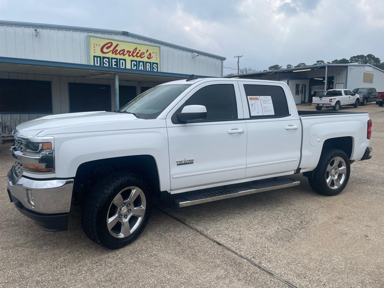 Chevrolet Silverado 1500 2WD Crew Cab 143.5" LT w/1LT 2018