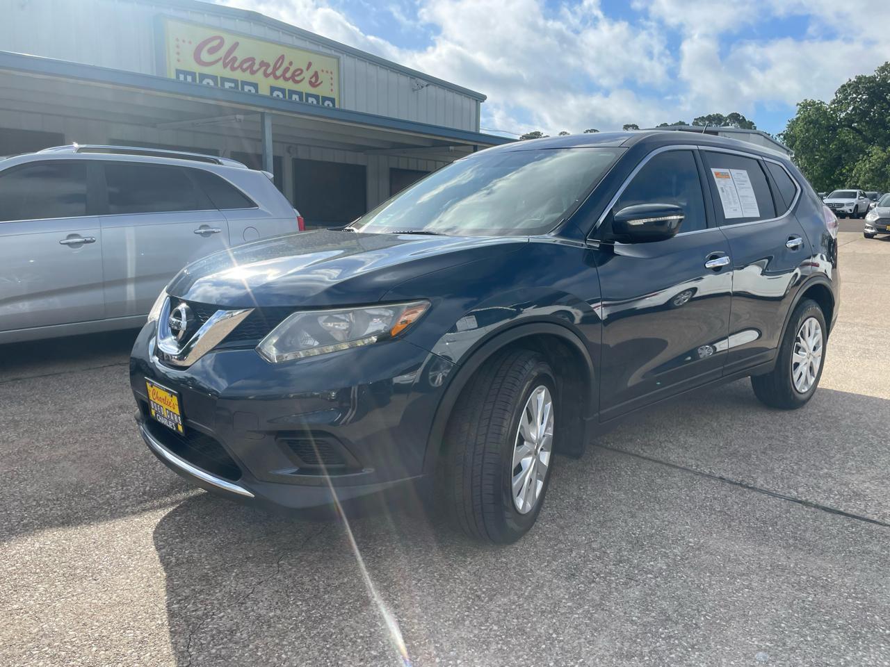 Nissan Rogue FWD 4dr S 2015