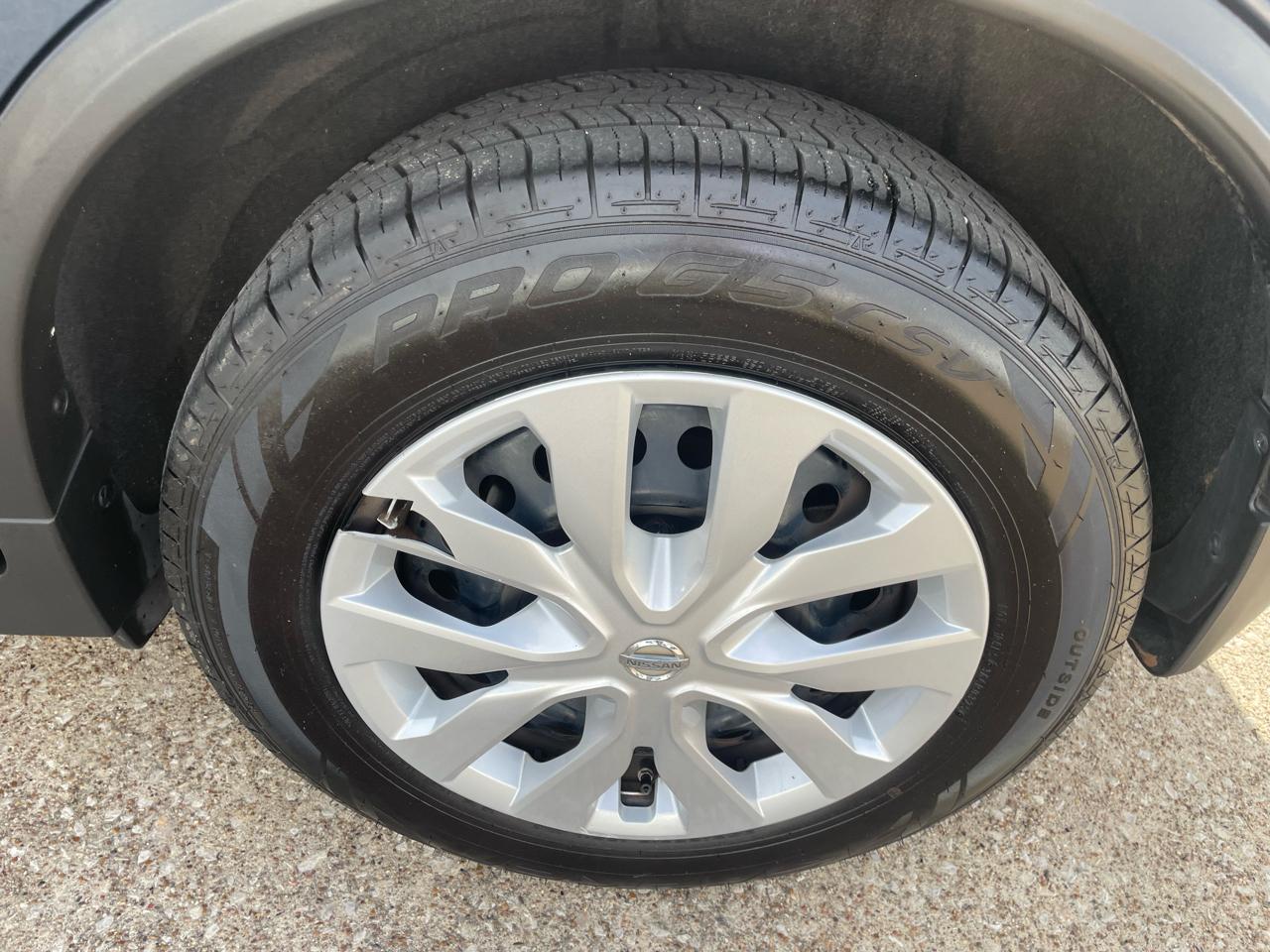 Nissan Rogue FWD 4dr S 2015