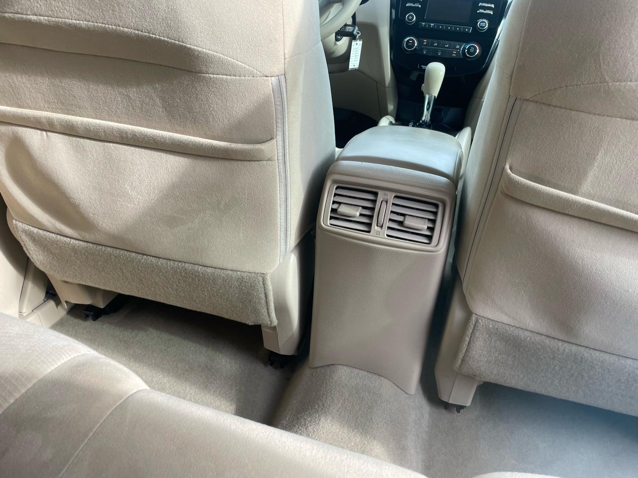Nissan Rogue FWD 4dr S 2015