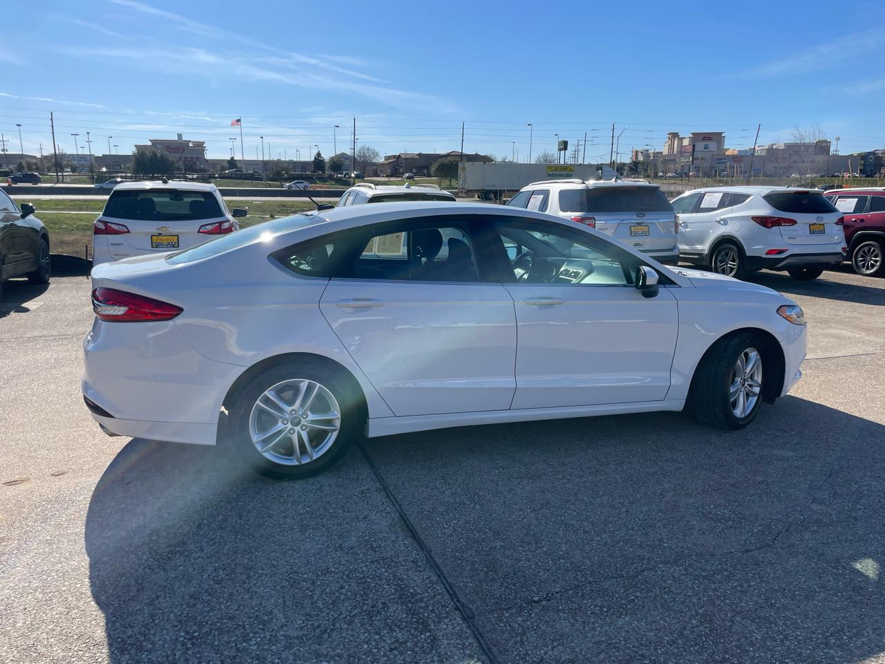Ford Fusion SE FWD 2018