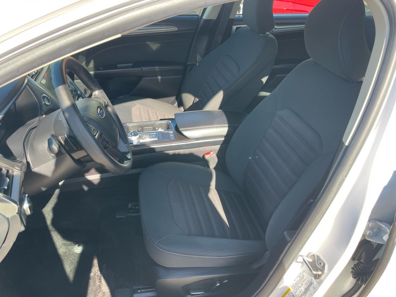 Ford Fusion SE FWD 2018