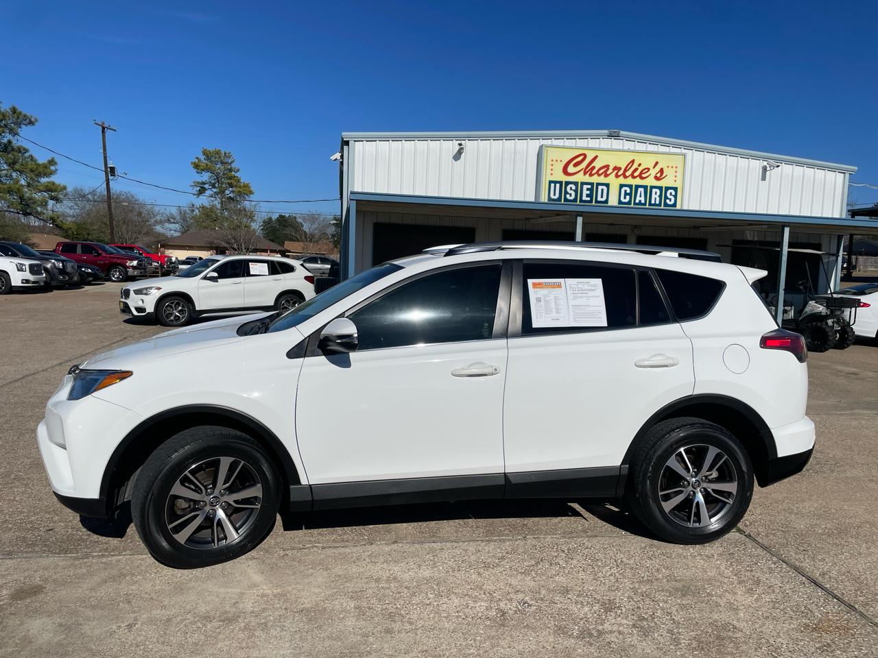 Toyota RAV4 Adventure FWD (Natl) 2018