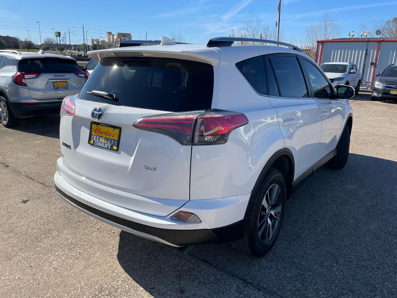 Toyota RAV4 Adventure FWD (Natl) 2018