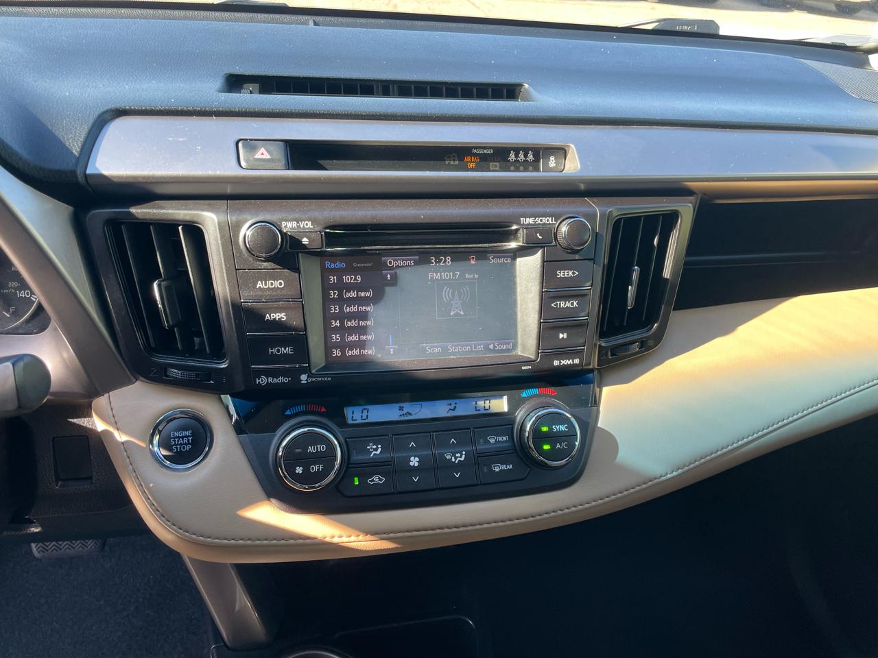 Toyota RAV4 Adventure FWD (Natl) 2018