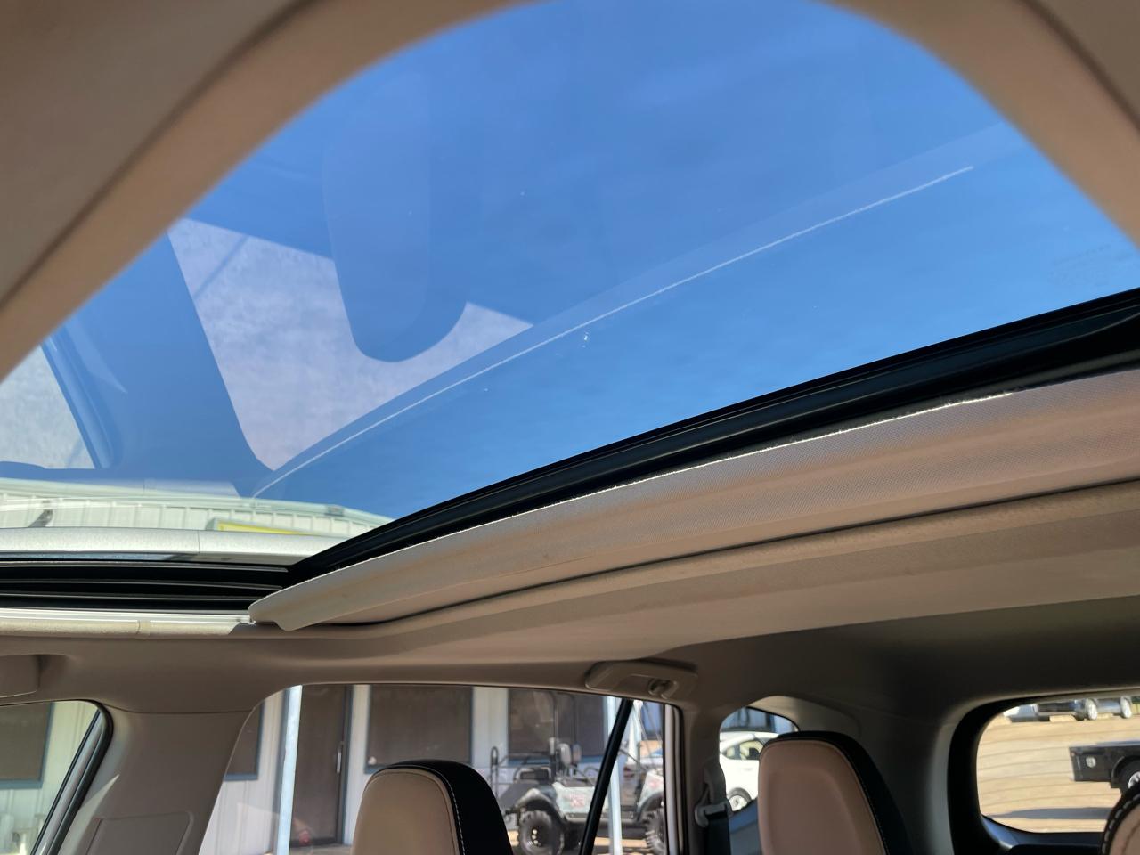 Toyota RAV4 Adventure FWD (Natl) 2018