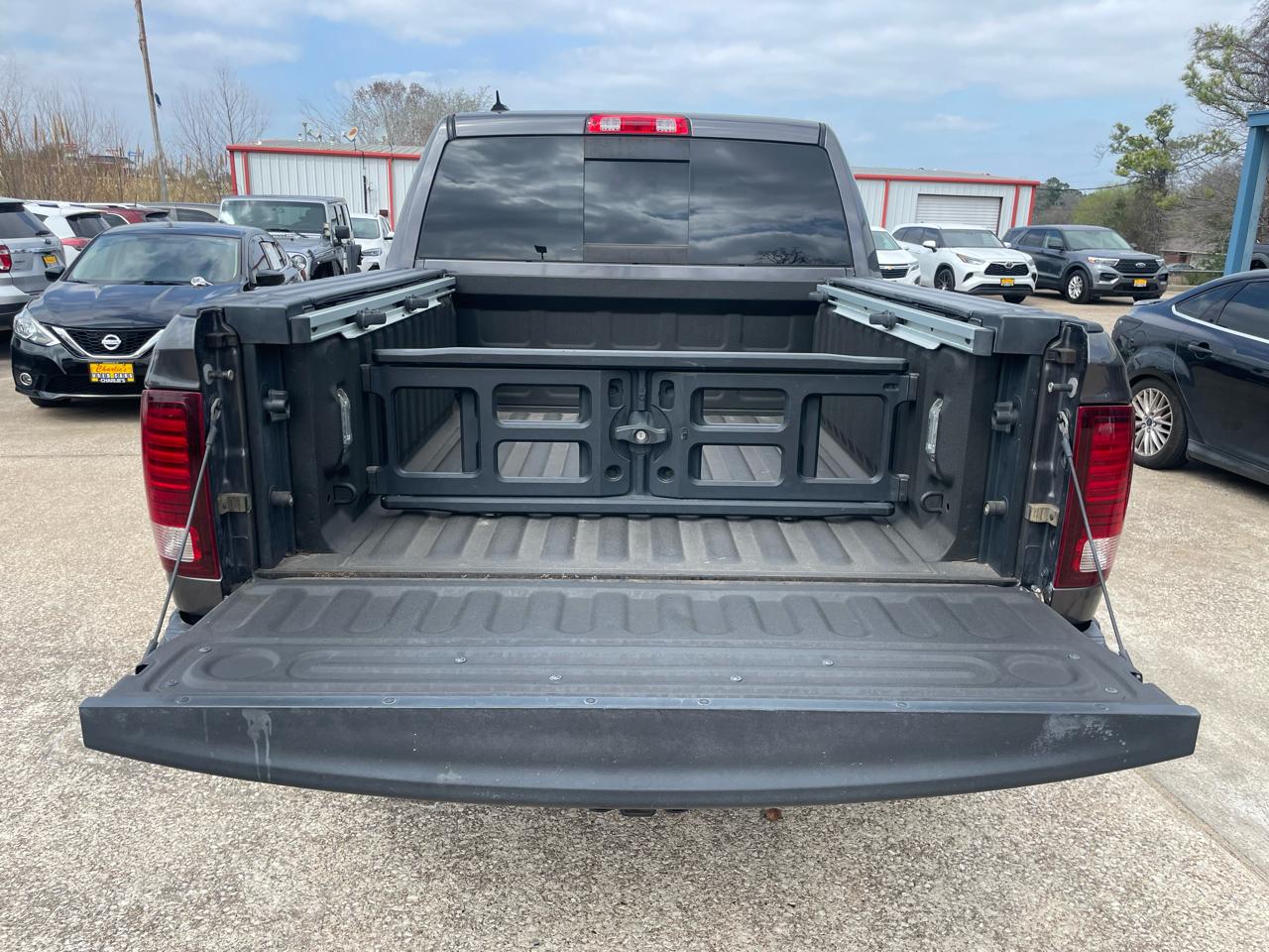 RAM 1500 Rebel 4x4 Crew Cab 5'7" Box 2017