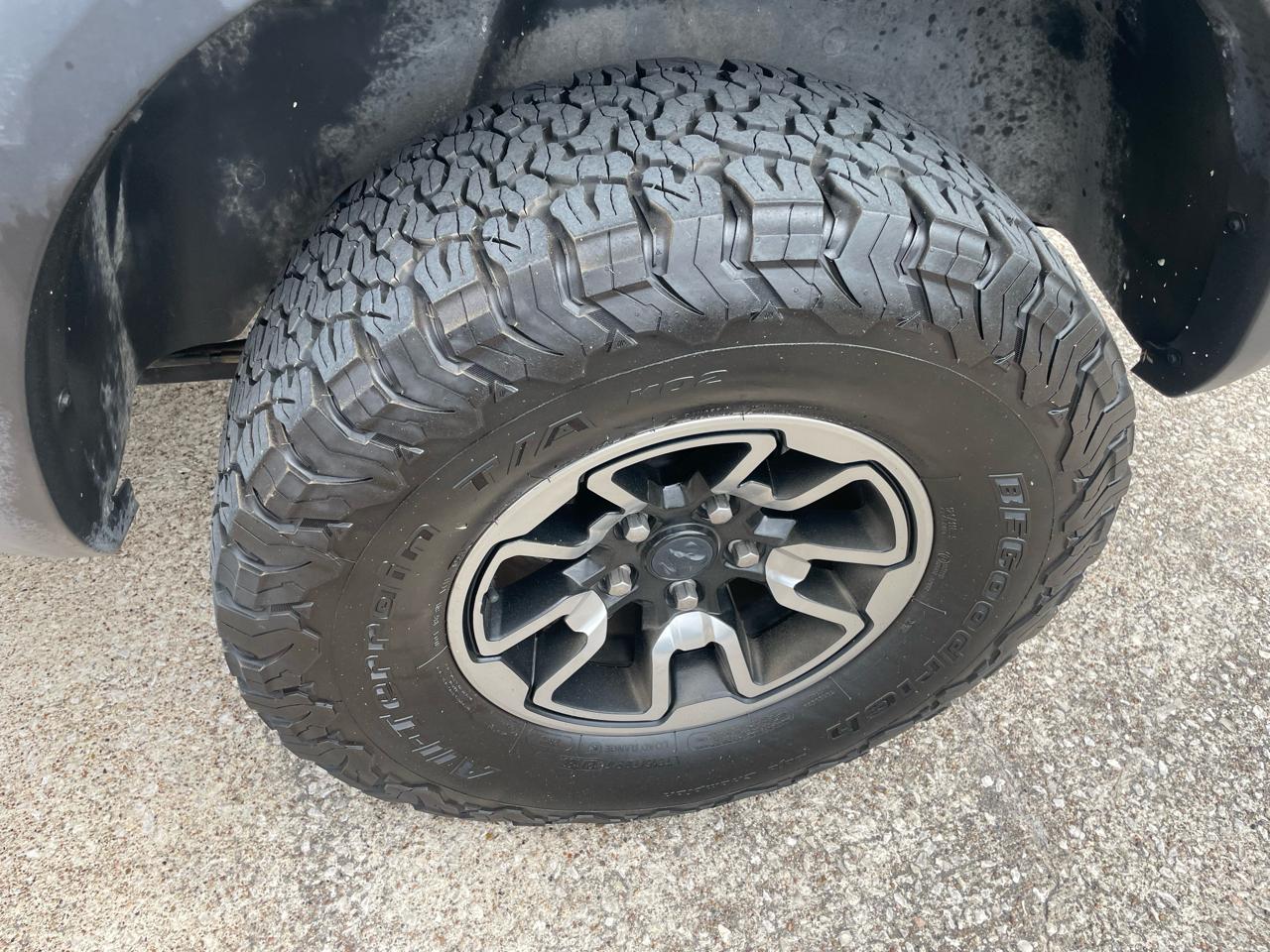 RAM 1500 Rebel 4x4 Crew Cab 5'7" Box 2017