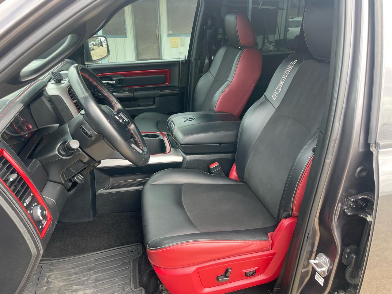 RAM 1500 Rebel 4x4 Crew Cab 5'7" Box 2017