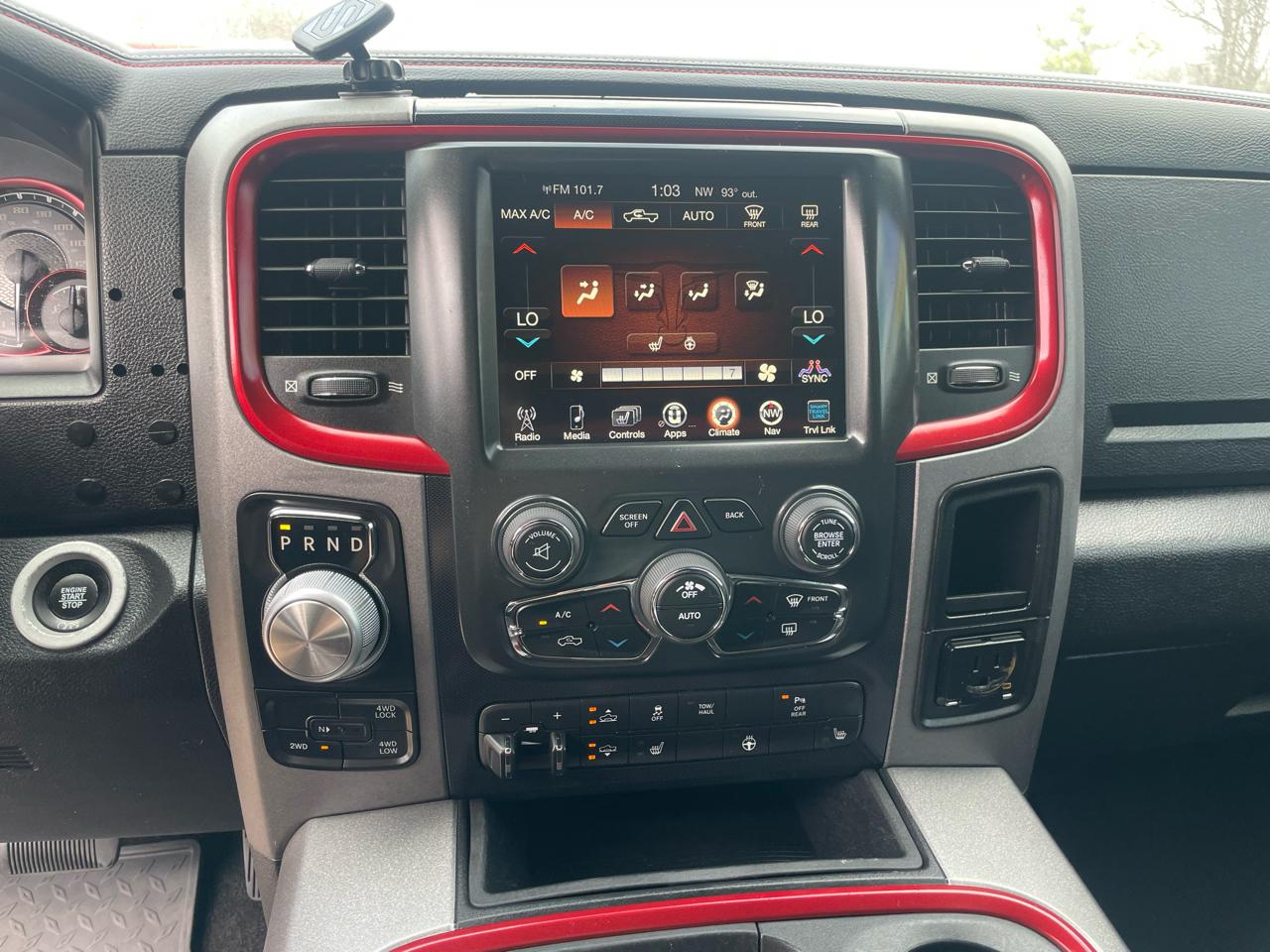 RAM 1500 Rebel 4x4 Crew Cab 5'7" Box 2017