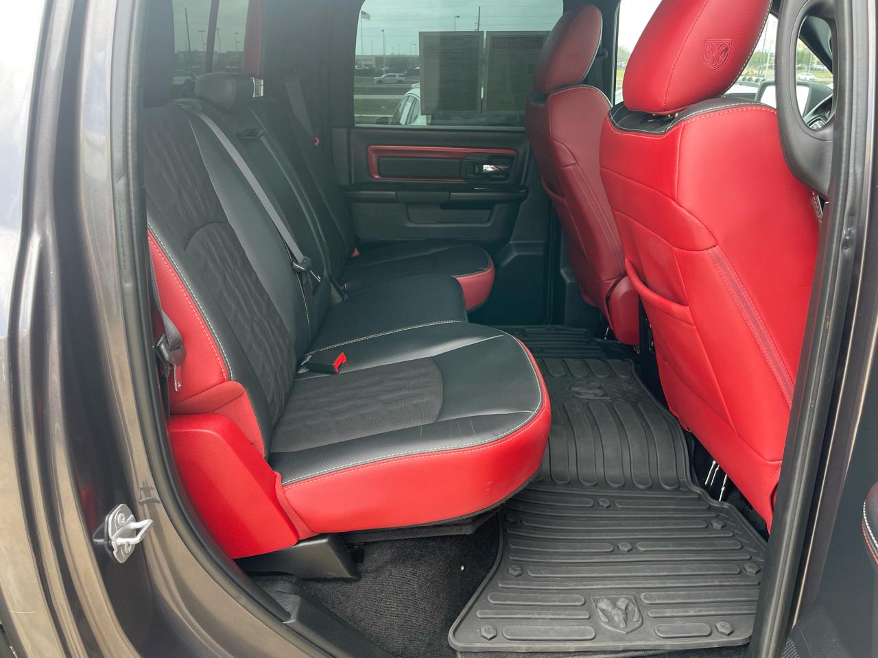 RAM 1500 Rebel 4x4 Crew Cab 5'7" Box 2017