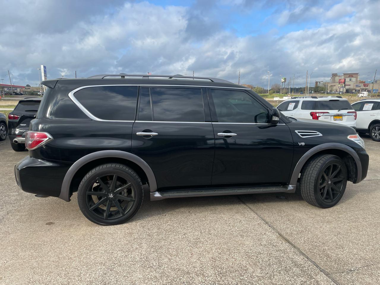 Nissan Armada 4x2 SV 2019