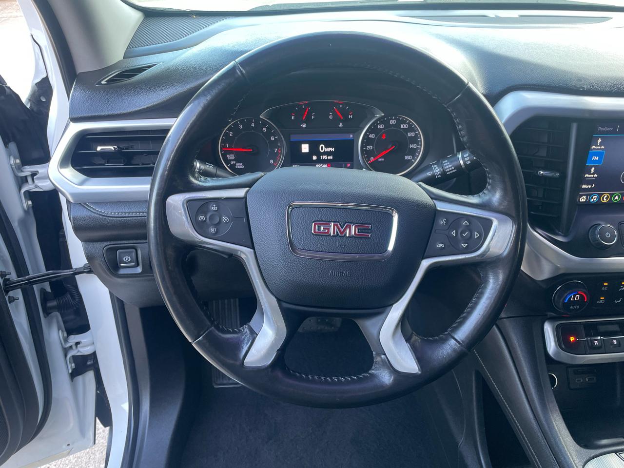 GMC Acadia FWD 4dr SLT 2020