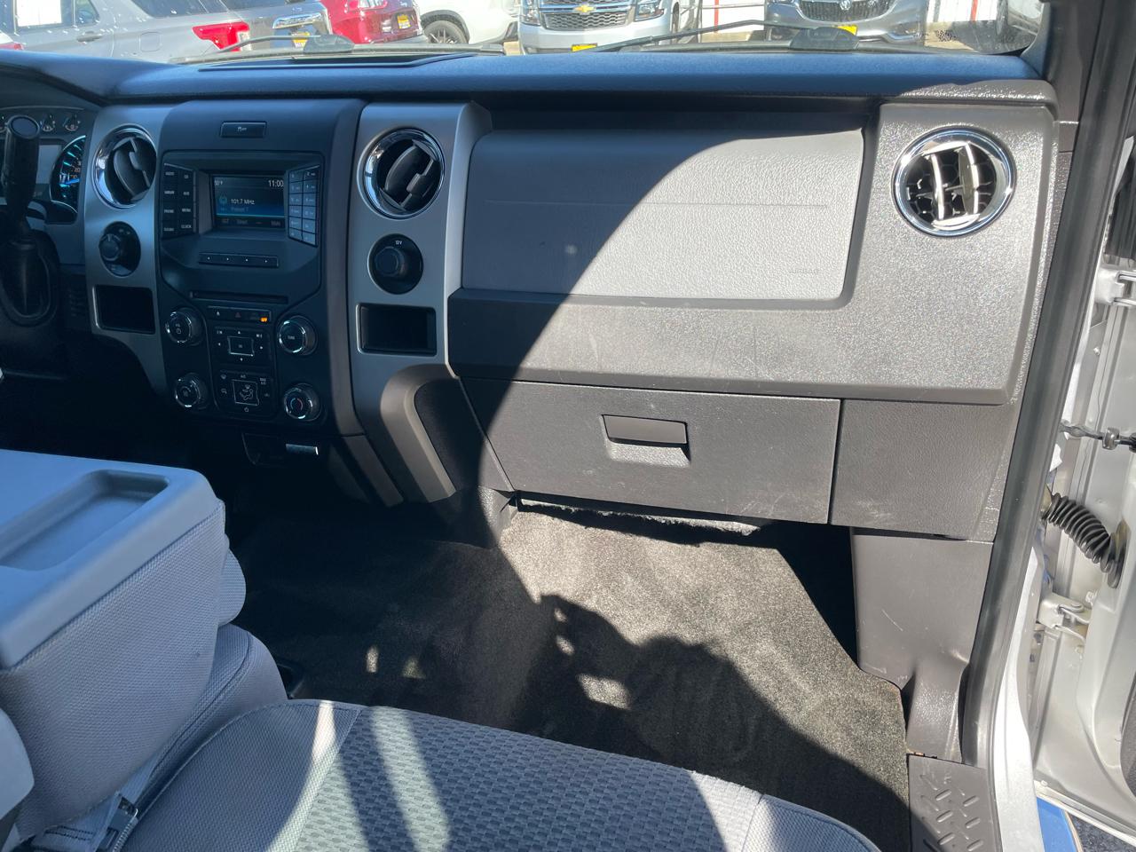 Ford F-150 2WD SuperCrew 145" XLT 2014