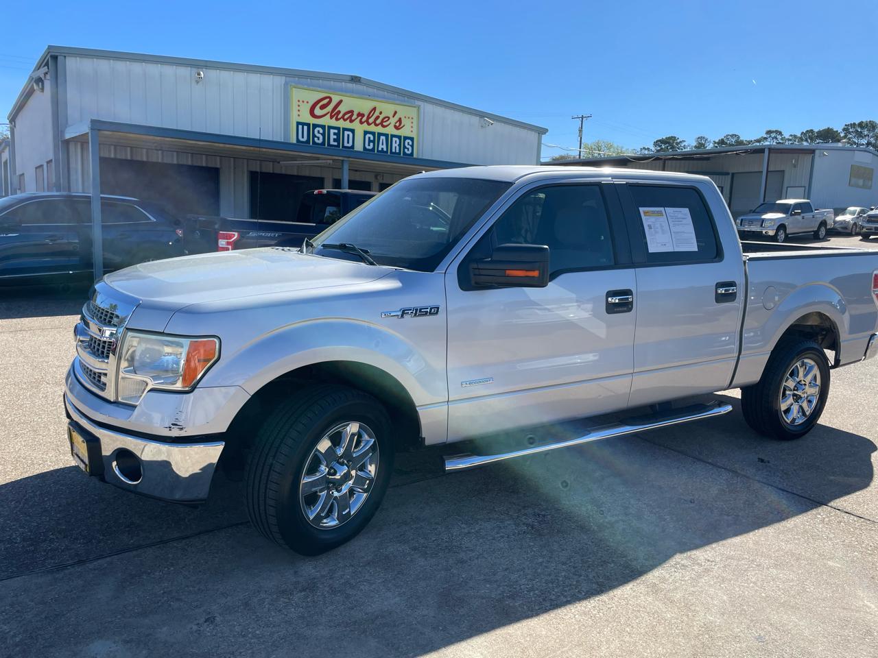 Ford F-150 2WD SuperCrew 145" XLT 2014