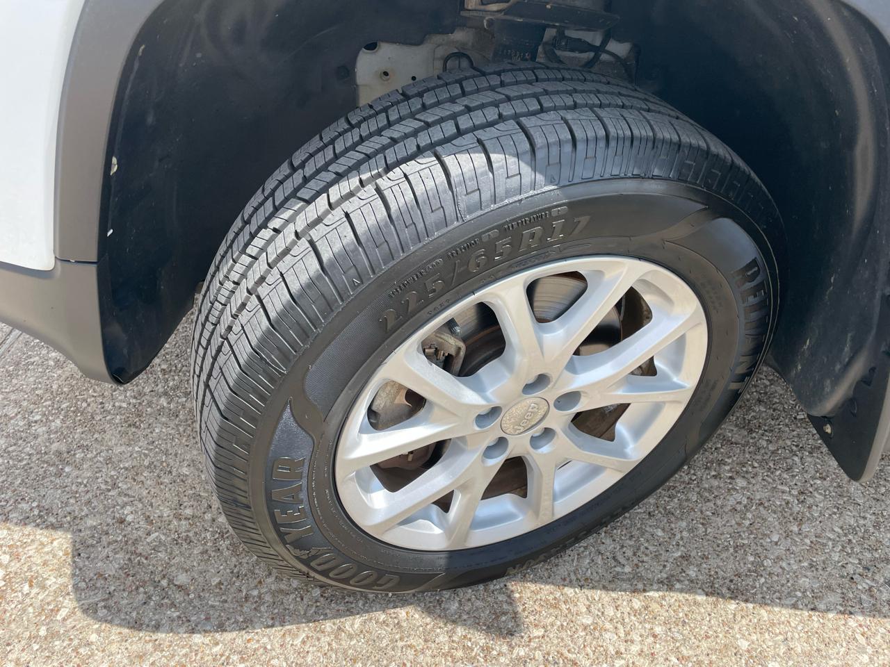 Jeep Cherokee Latitude Plus 4x4 2018