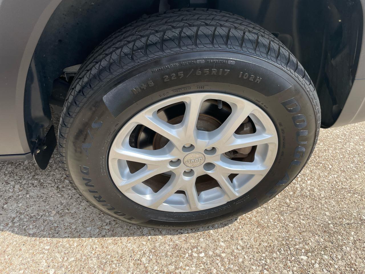 Jeep Cherokee Latitude Plus 4x4 2018