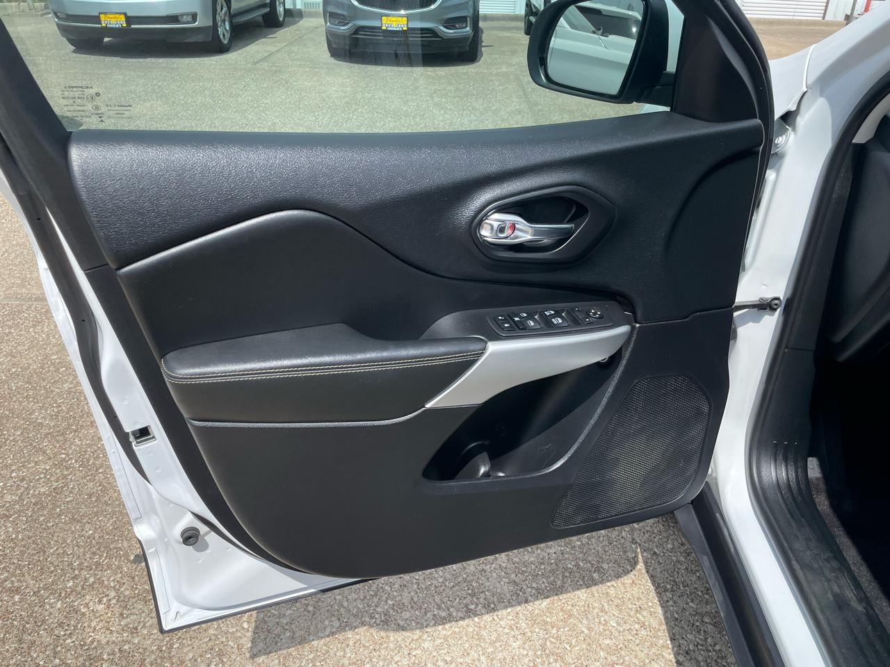 Jeep Cherokee Latitude Plus 4x4 2018