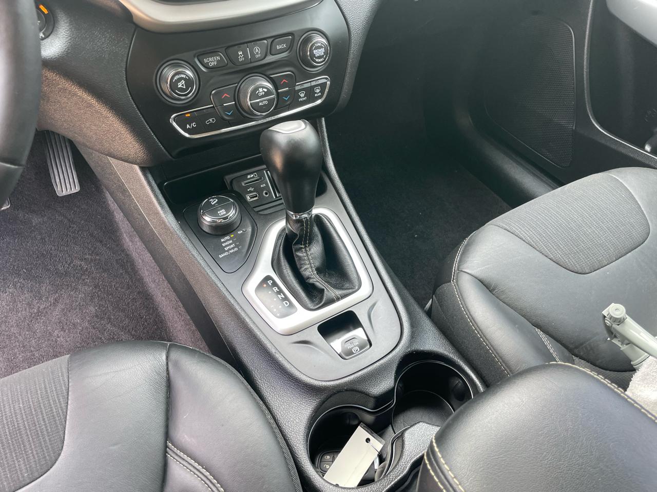 Jeep Cherokee Latitude Plus 4x4 2018