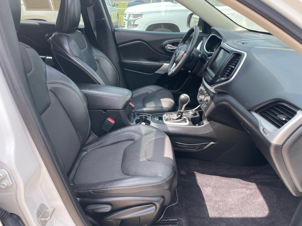 Jeep Cherokee Latitude Plus 4x4 2018