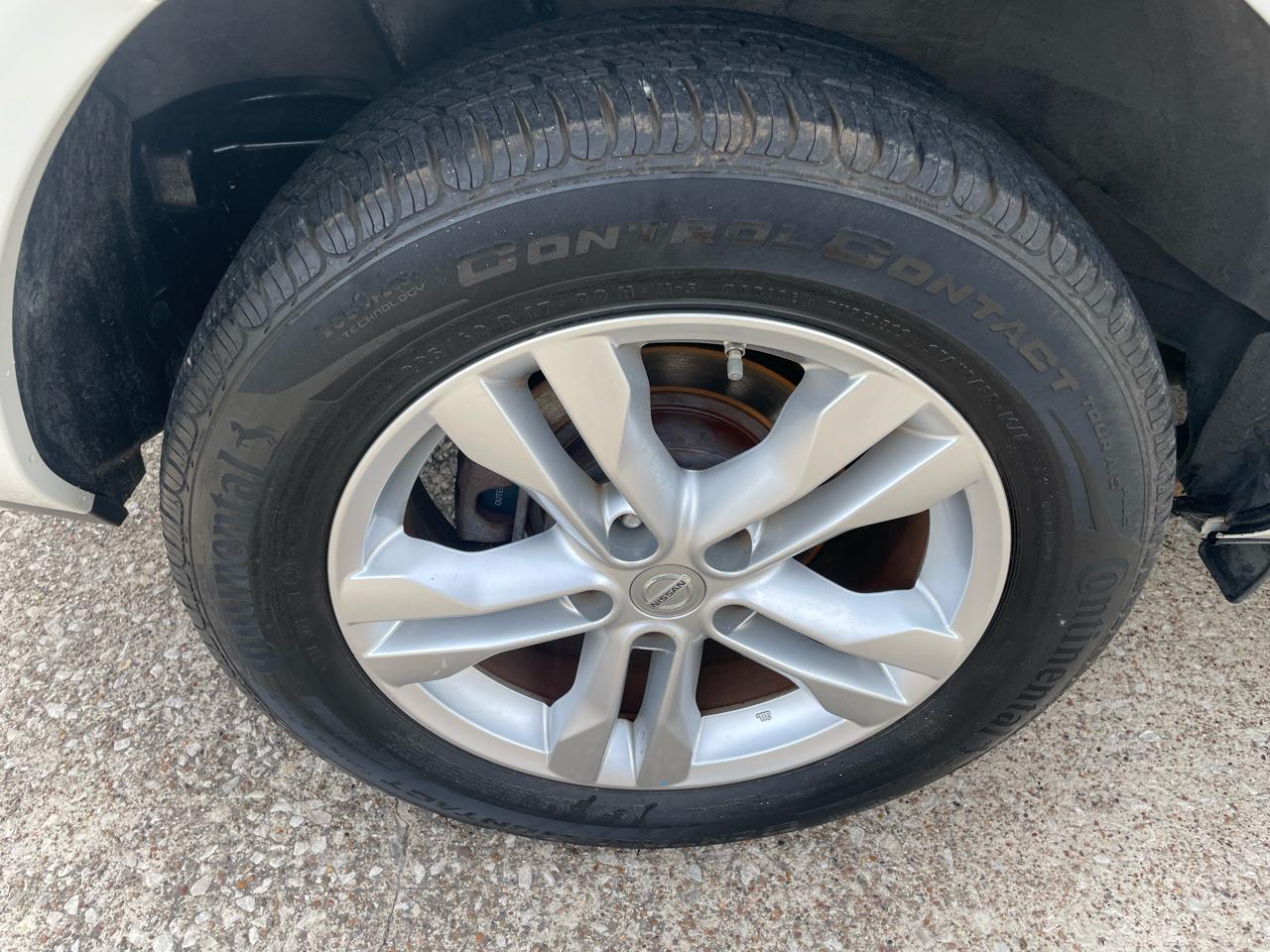 Nissan Rogue AWD 4dr SV 2013