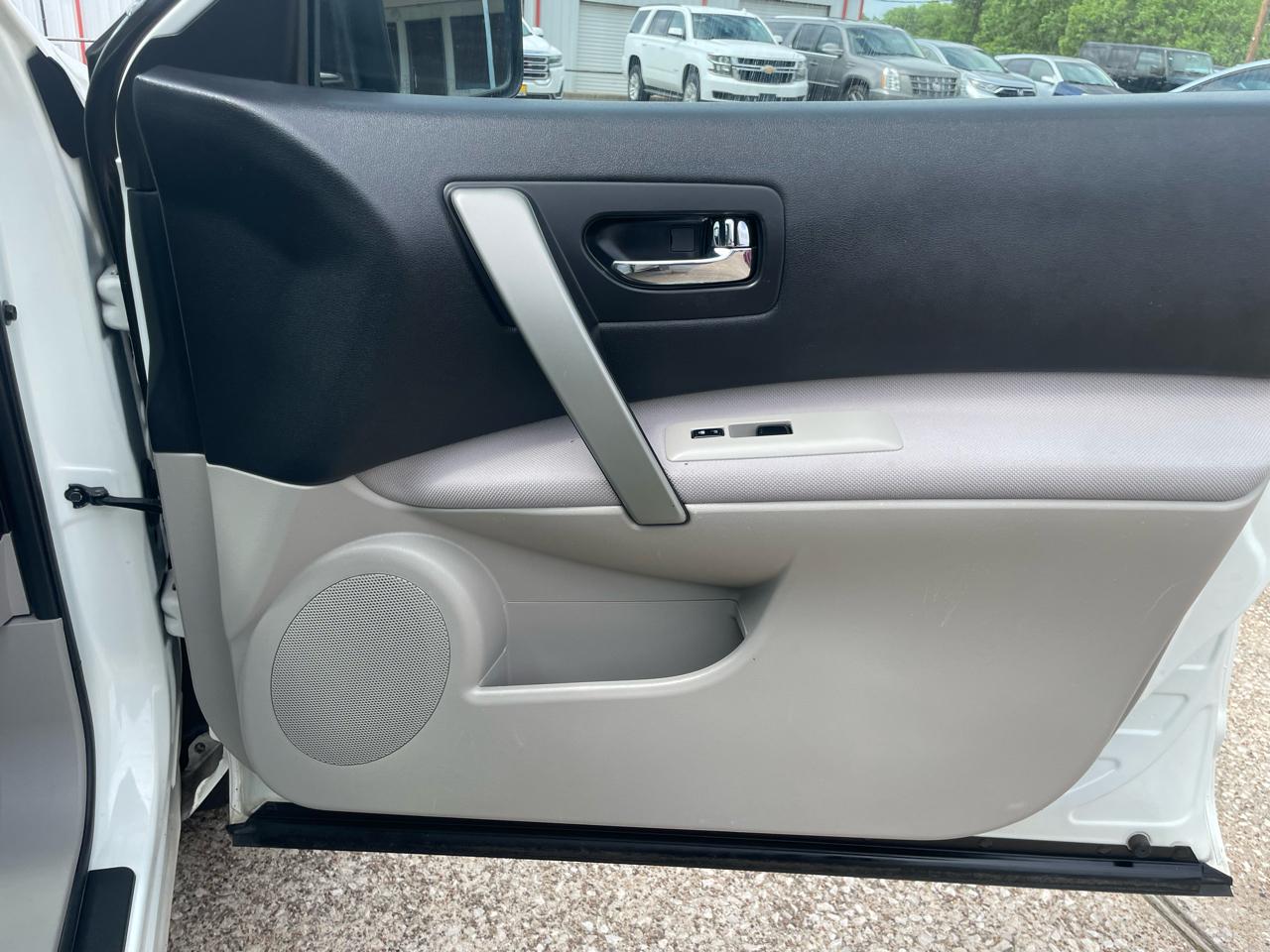 Nissan Rogue AWD 4dr SV 2013