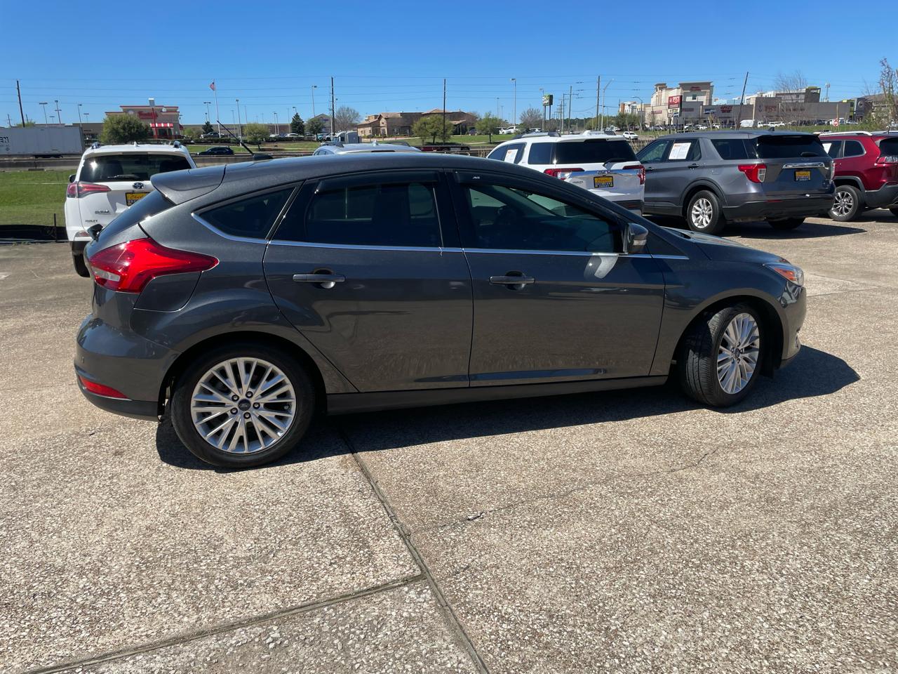 Ford Focus Titanium Hatch 2017