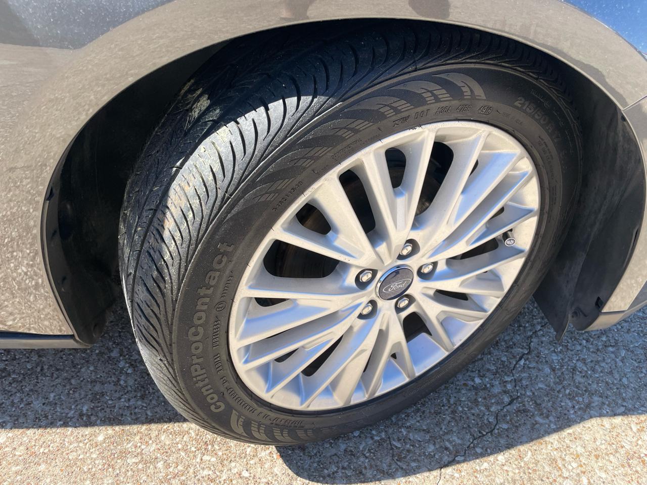 Ford Focus Titanium Hatch 2017