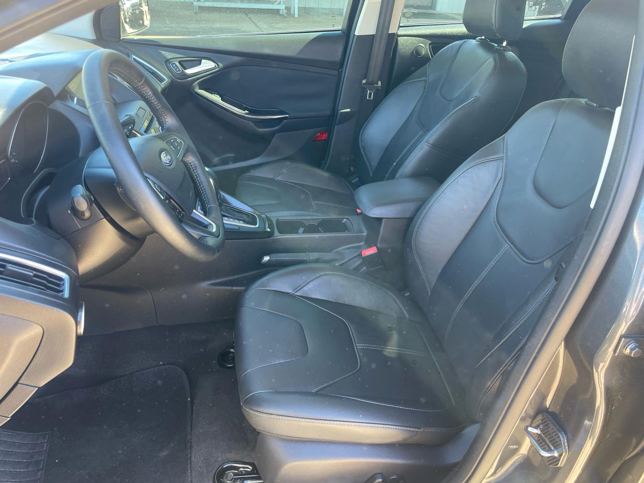 Ford Focus Titanium Hatch 2017