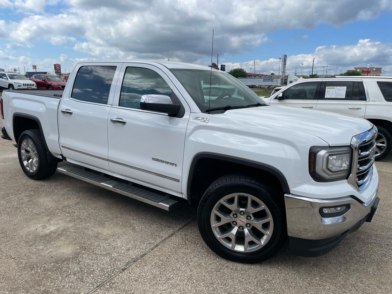 GMC Sierra 1500 4WD Crew Cab 143.5" SLT 2018
