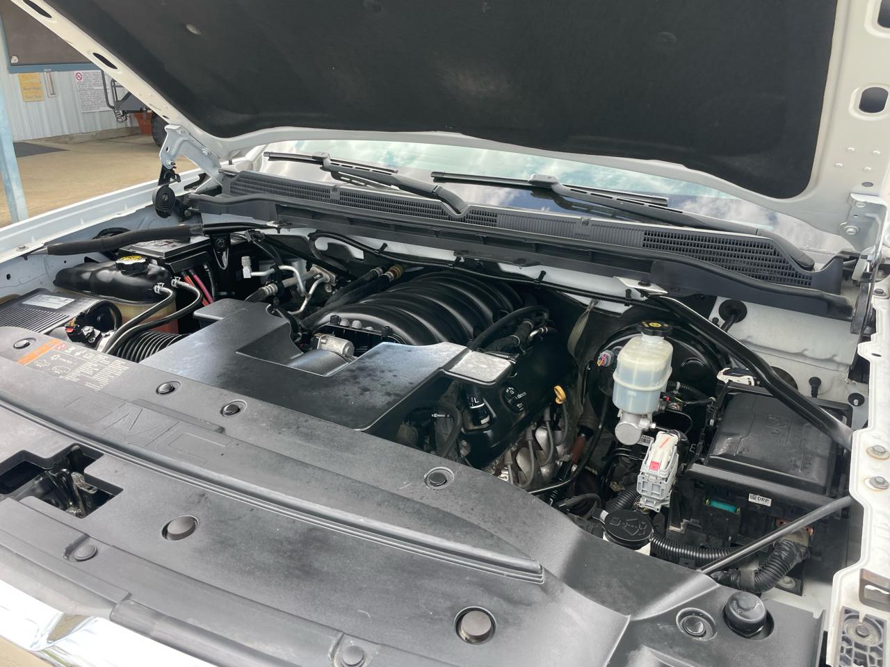 GMC Sierra 1500 4WD Crew Cab 143.5" SLT 2018