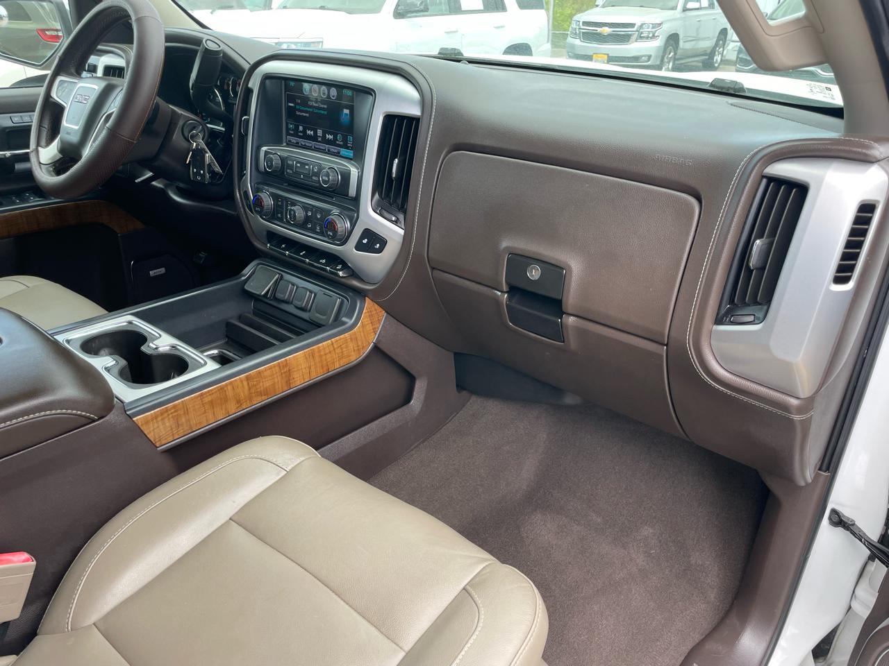 GMC Sierra 1500 4WD Crew Cab 143.5" SLT 2018