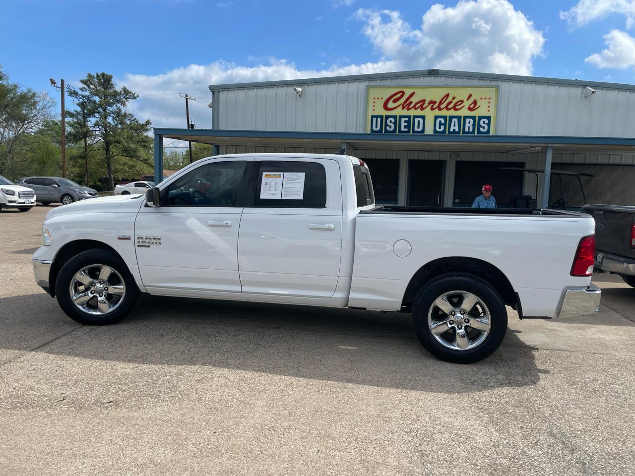 RAM 1500 Classic Lone Star 4x2 Crew Cab 6'4" Box 2019