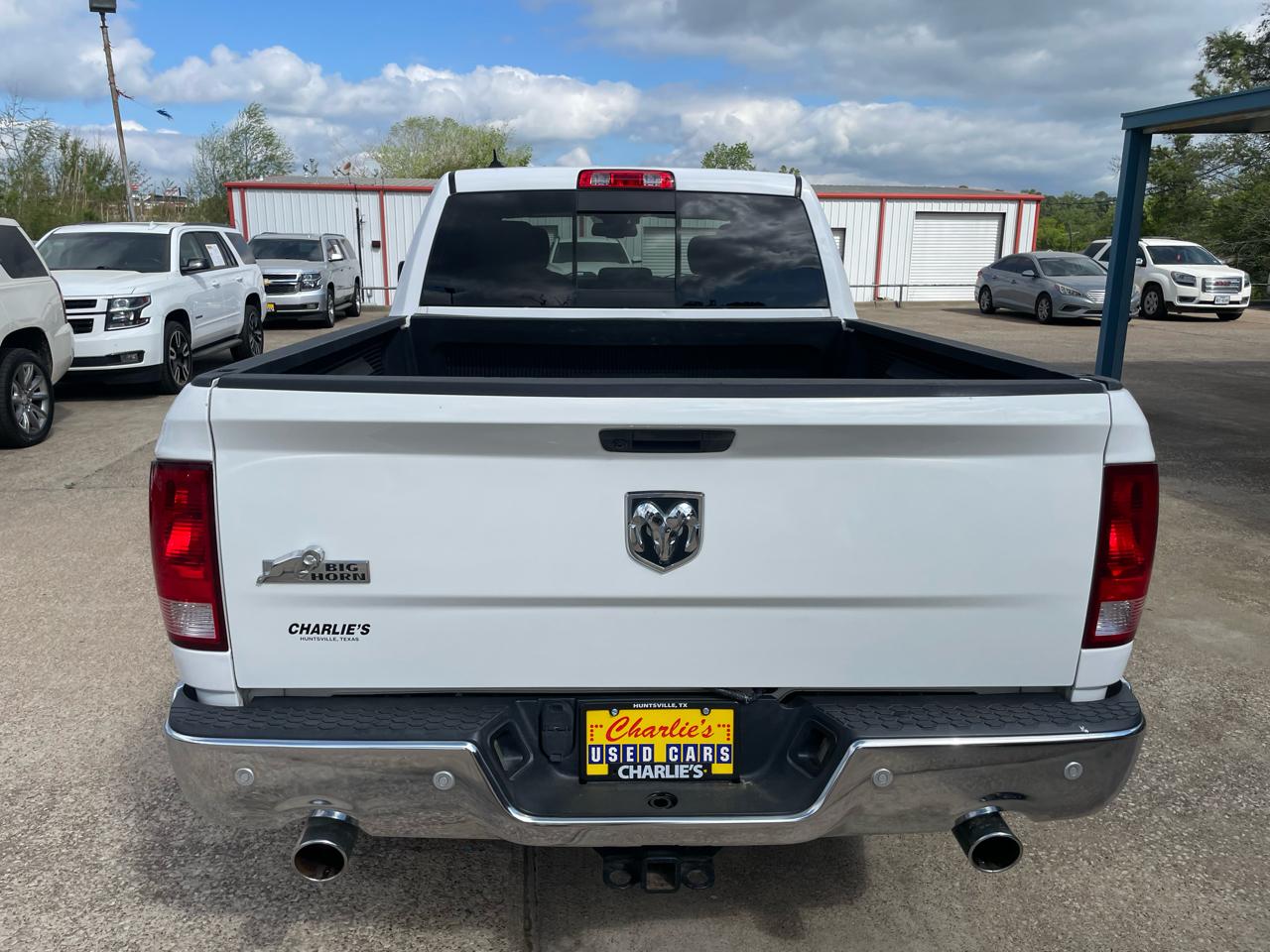 RAM 1500 Classic Lone Star 4x2 Crew Cab 6'4" Box 2019