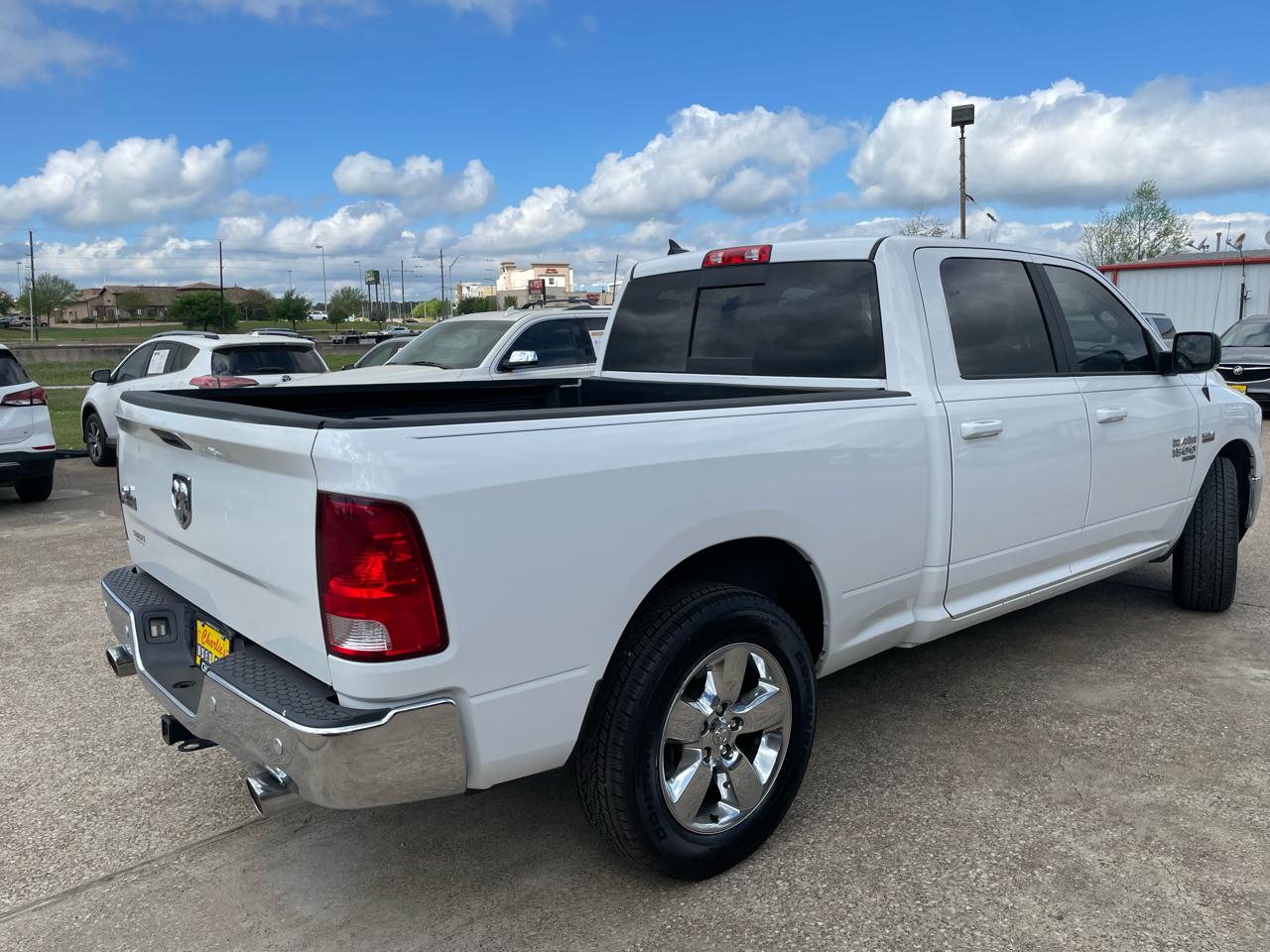 RAM 1500 Classic Lone Star 4x2 Crew Cab 6'4" Box 2019