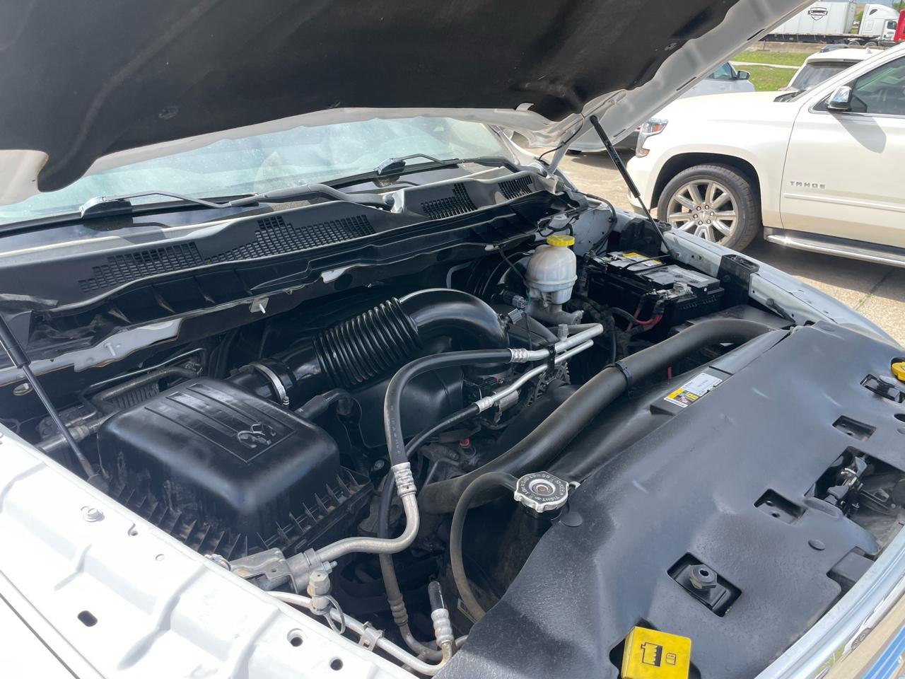 RAM 1500 Classic Lone Star 4x2 Crew Cab 6'4" Box 2019