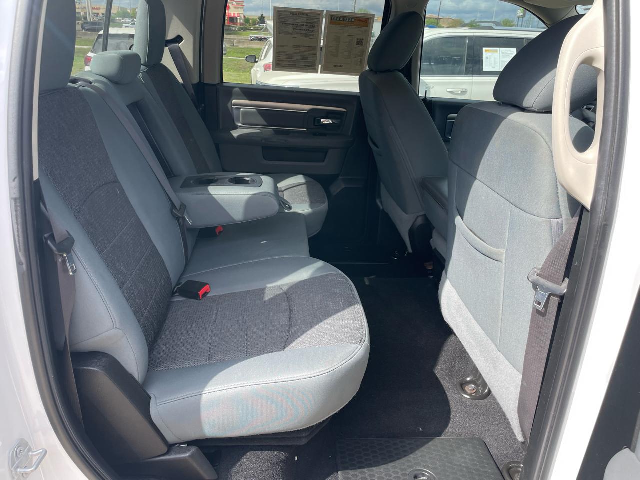 RAM 1500 Classic Lone Star 4x2 Crew Cab 6'4" Box 2019
