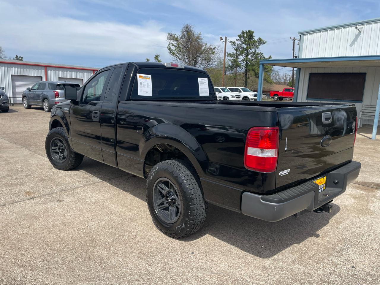 Ford F-150 Reg Cab 126" XLT 2006