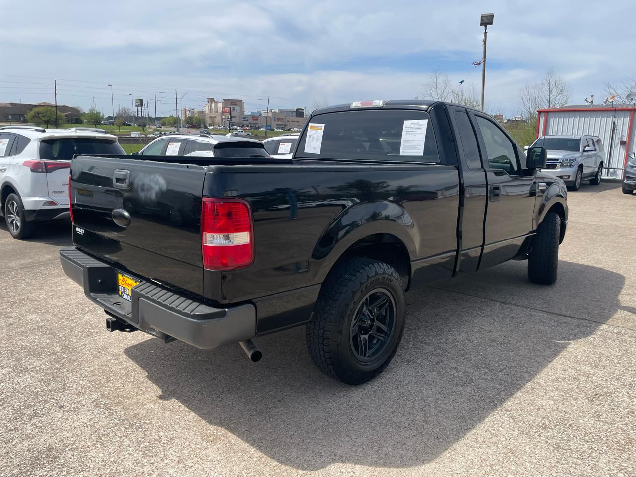 Ford F-150 Reg Cab 126" XLT 2006