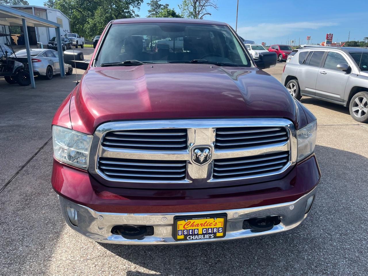 RAM 1500 Lone Star 4x4 Crew Cab 5'7" Box 2017