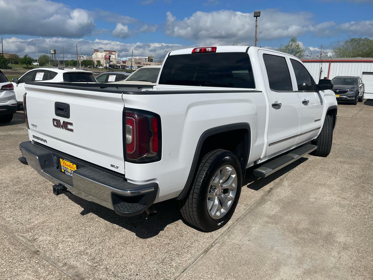GMC Sierra 1500 4WD Crew Cab 143.5" SLT 2018