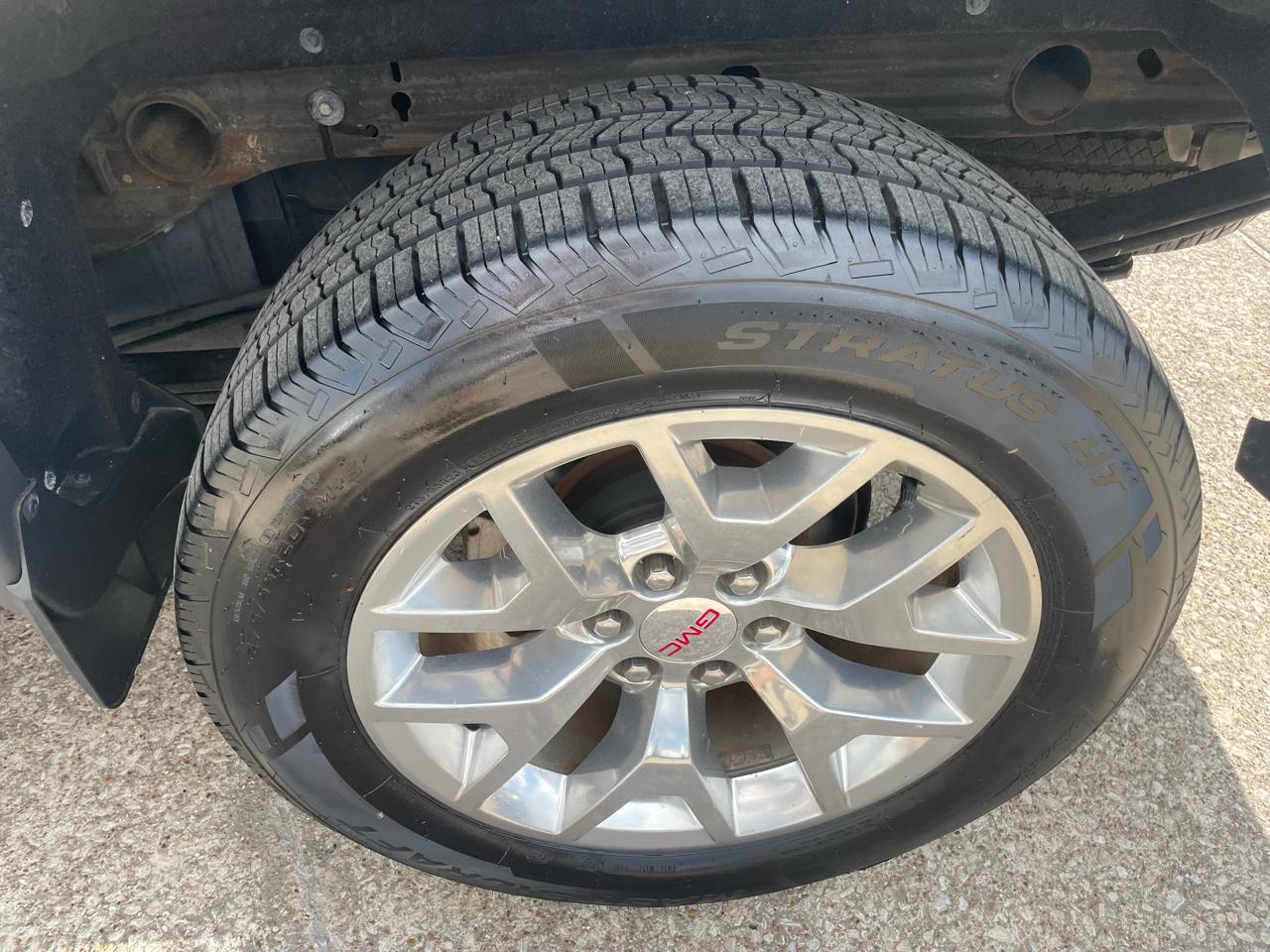 GMC Sierra 1500 4WD Crew Cab 143.5" SLT 2018