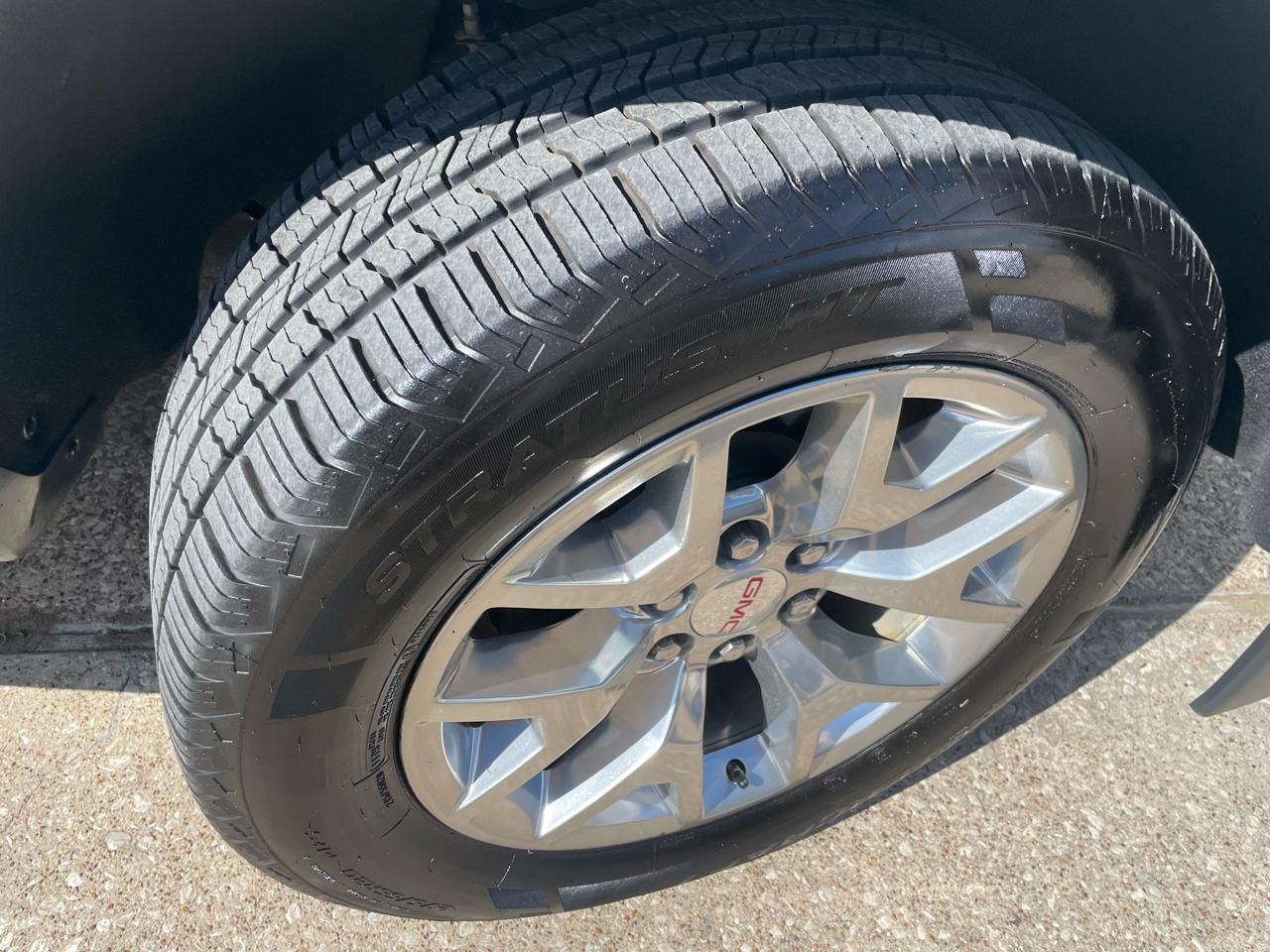 GMC Sierra 1500 4WD Crew Cab 143.5" SLT 2018