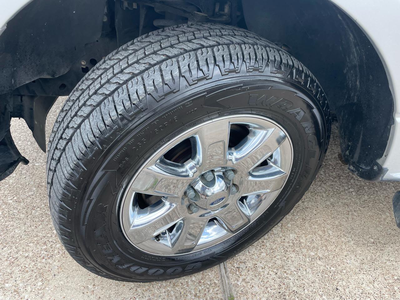 Ford F-150 2WD SuperCrew 145" XLT 2013