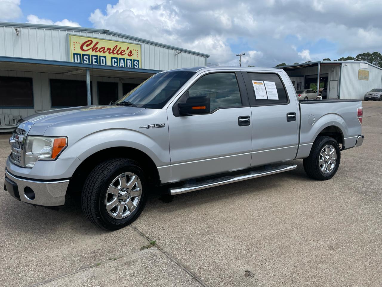 Ford F-150 2WD SuperCrew 145" XLT 2013