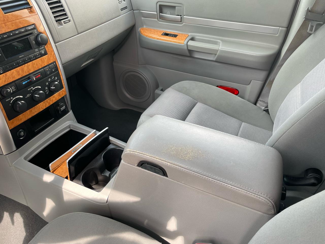 Chrysler Aspen 2WD 4dr Limited 2007